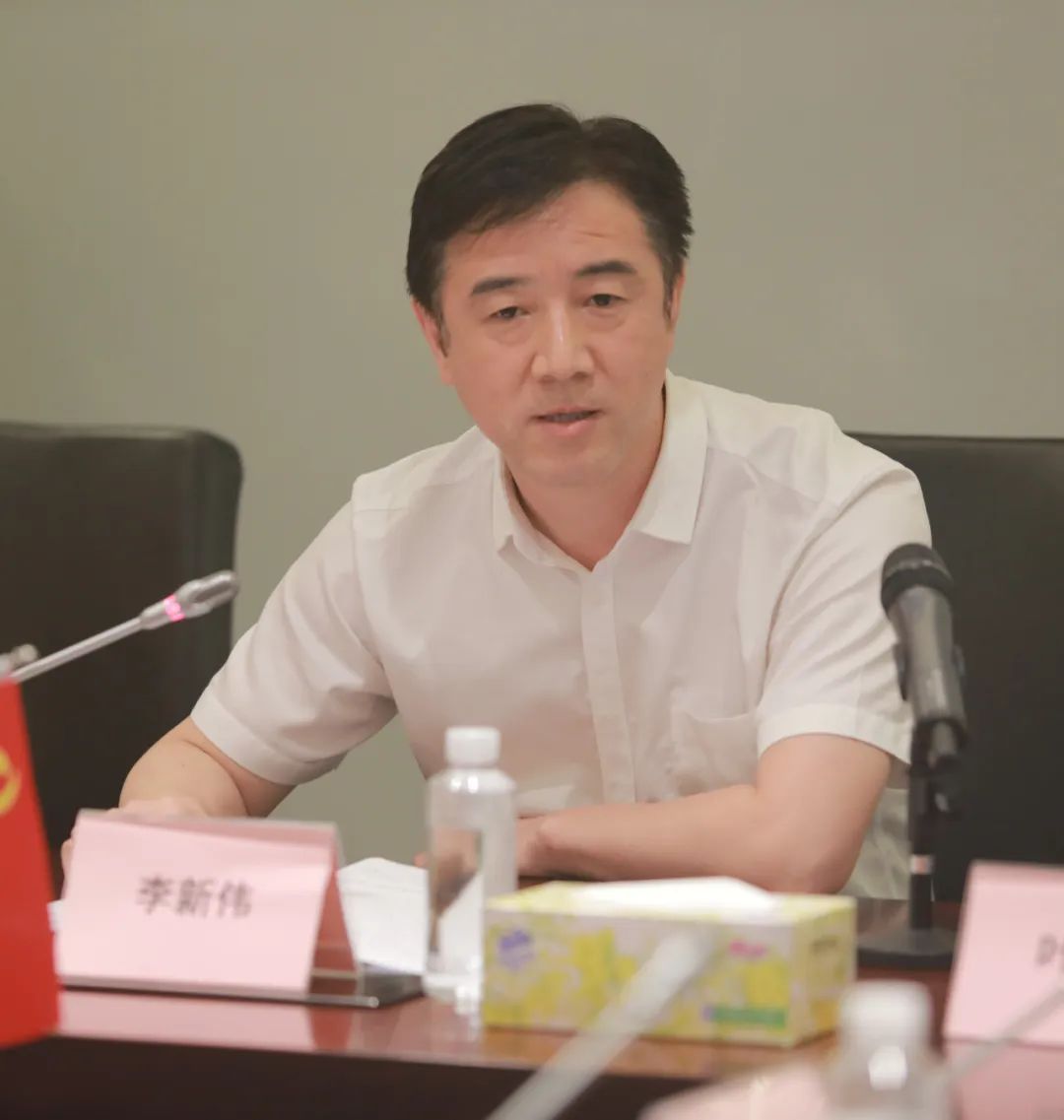 12 深圳市福田區(qū)住房和建設(shè)局局長李新偉.jpg