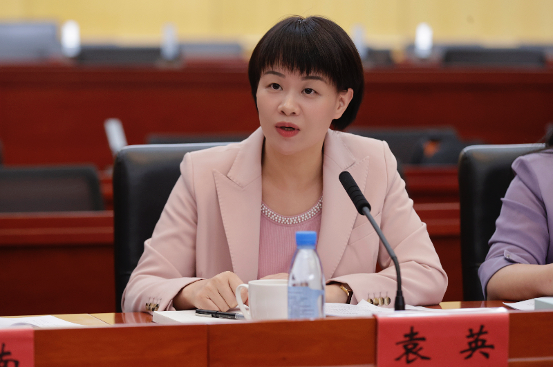 袁英副區長.jpg
