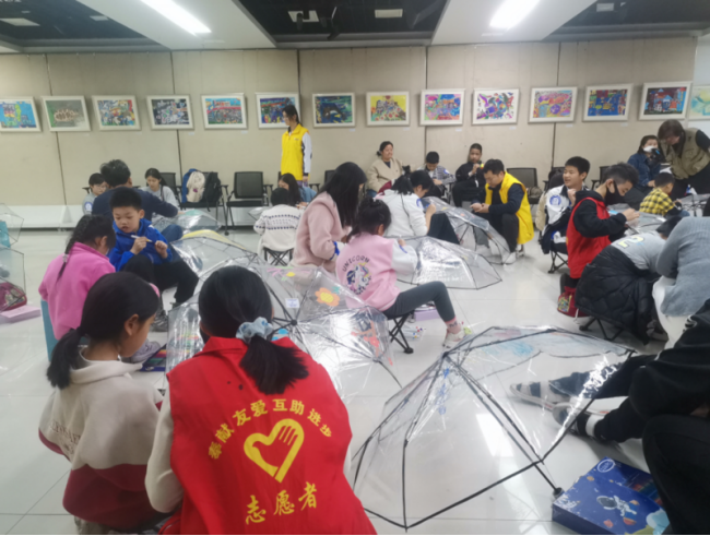 “星閃大灣區，有我不孤獨”星童畫作觀摩活動在南園街道文化藝術中心成功舉辦230.png