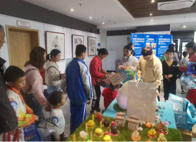 “星閃大灣區，有我不孤獨”星童畫作觀摩活動在南園街道文化藝術中心成功舉辦392.png