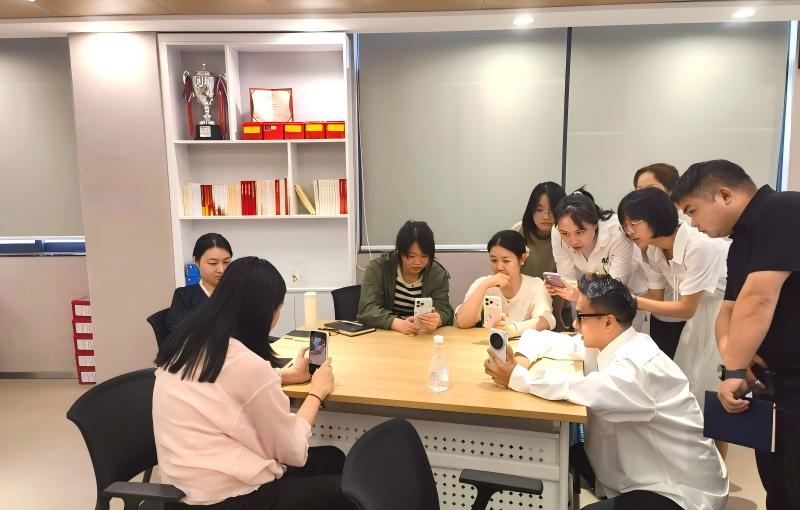 區(qū)社管中心舉辦視頻剪輯技能培訓(xùn)(1).jpg