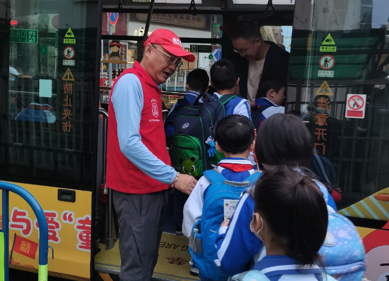 20260617從“通學路”到“煙火巷”：園嶺街道以政協之力繪就民生幸福卷 (1).jpg